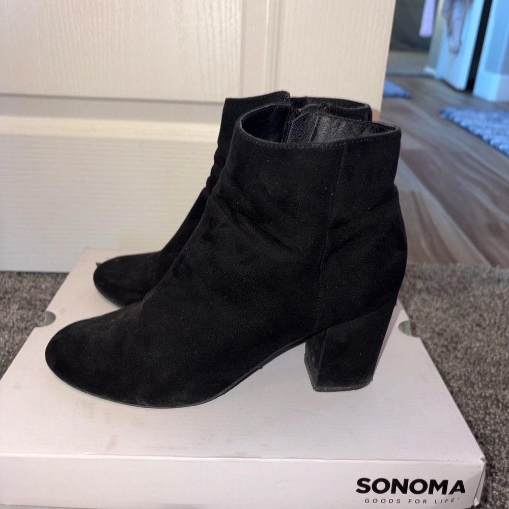 Steve Madden Black Ankle Booties